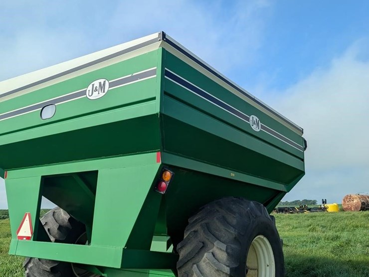 j&m-750-image-2