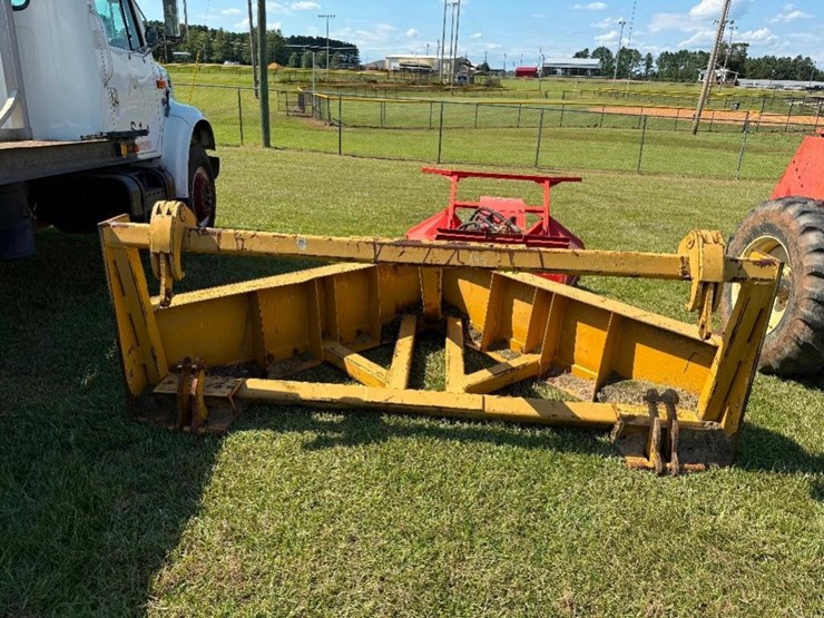 9'-fire-break-v-blade-for-dresser-dozer-image-2