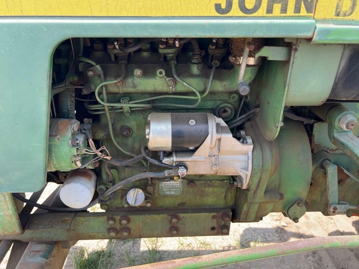 john-deere-1050-image-11