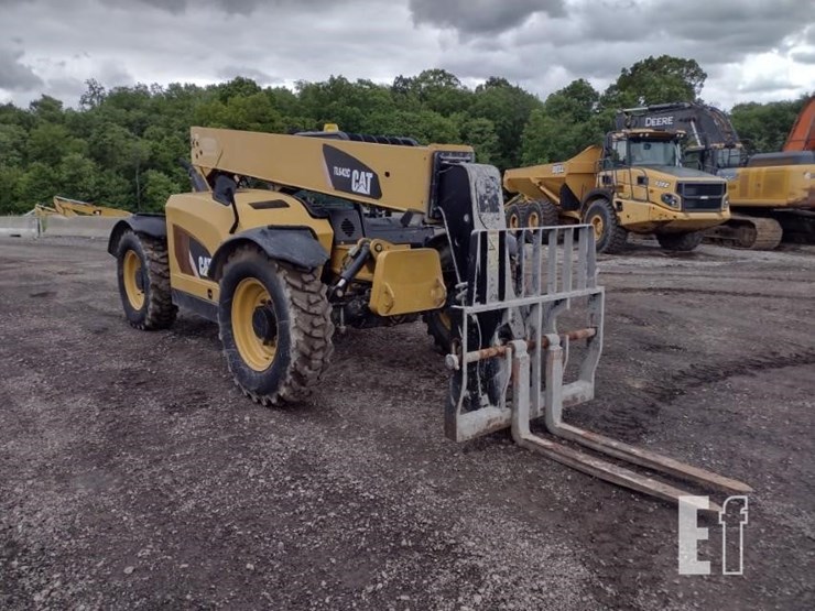 2013-caterpillar-tl642c-image-29