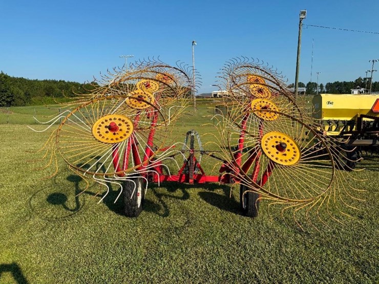 8-star-hay-rake-(pull-type,-hydraulic)-image-6