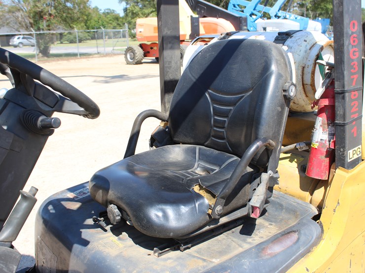 caterpillar-c4000-image-8