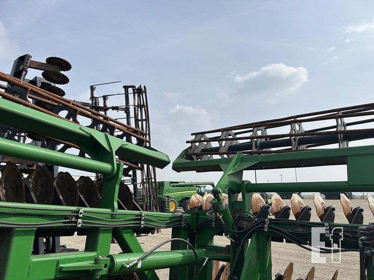 2019-john-deere-2680h-image-20