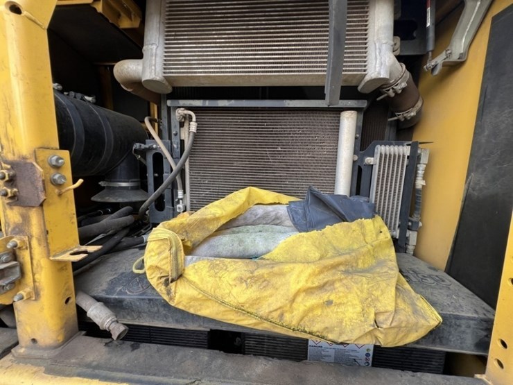 komatsu-pc240ll-image-33