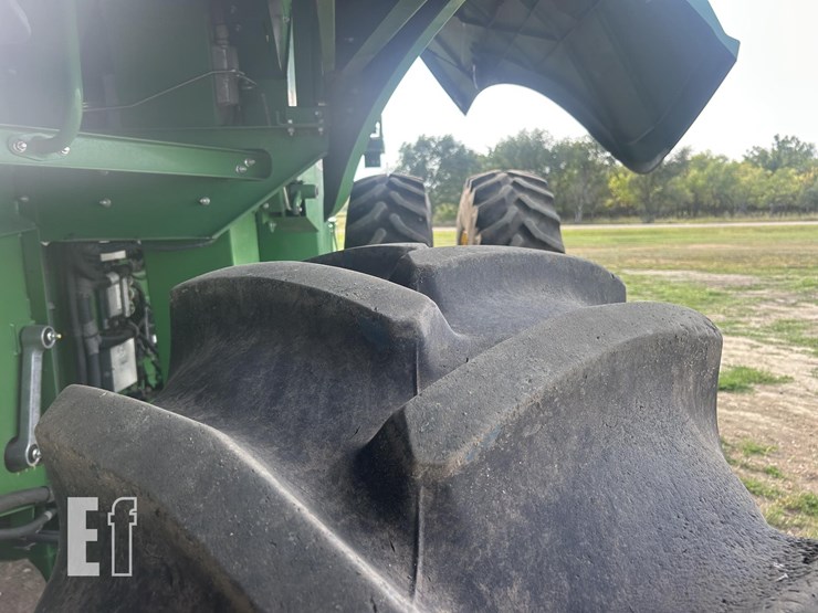 2015-john-deere-s680-image-32