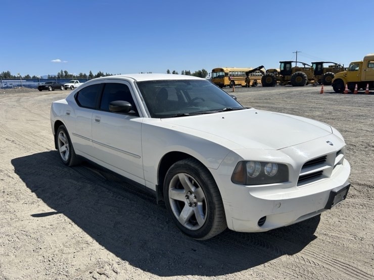 2009-dodge-charger-sedan-image-7