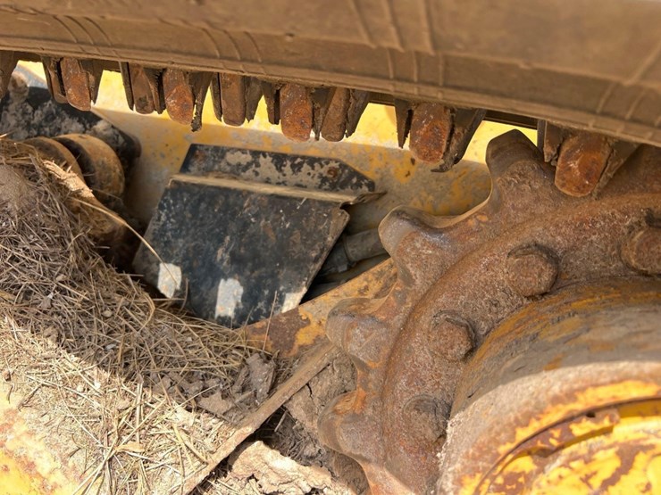 2019-caterpillar-239d-image-22
