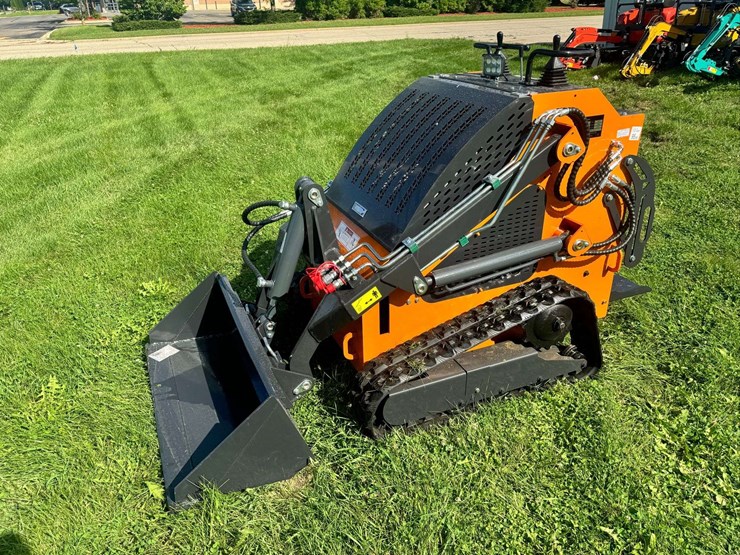 landhero-ldh-t460-mini-skid-steer-loader,-23-hp...-unused-image-1