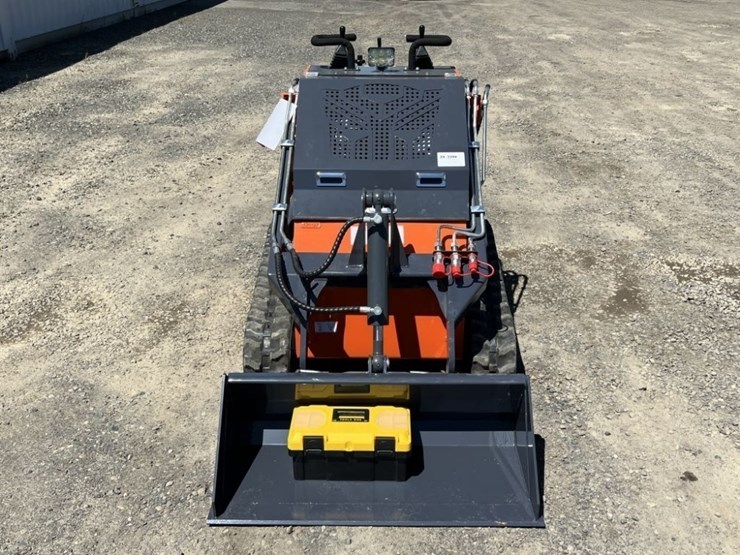 2025-tpm-t460-mini-compact-track-loader-image-8