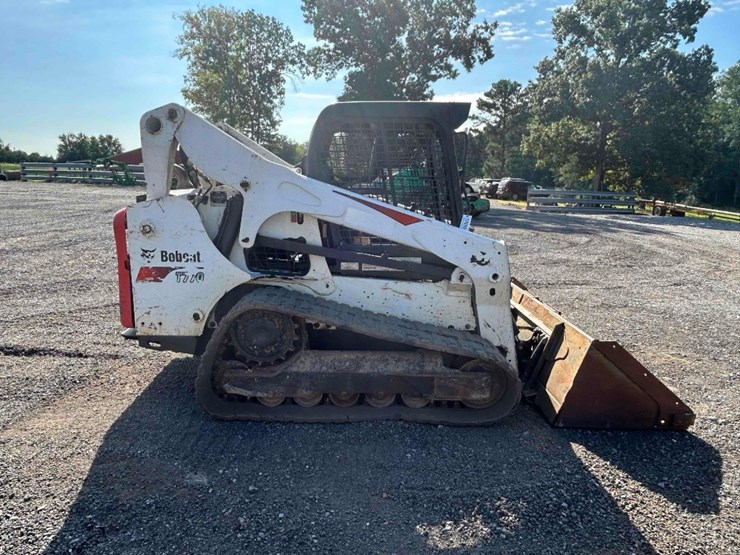 2020-bobcat-t770-image-5