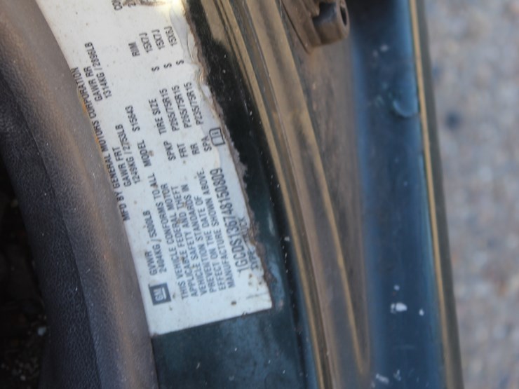 2004-chevrolet-colorado-image-9
