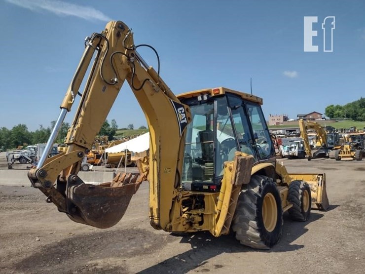 2004-caterpillar-420d-image-39