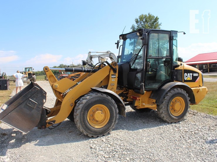 2013-caterpillar-906h2-image-1