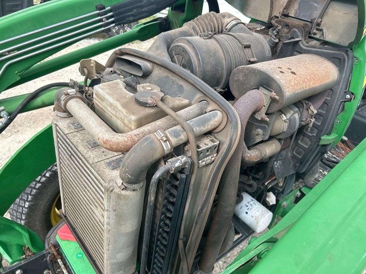 john-deere-4520-image-3