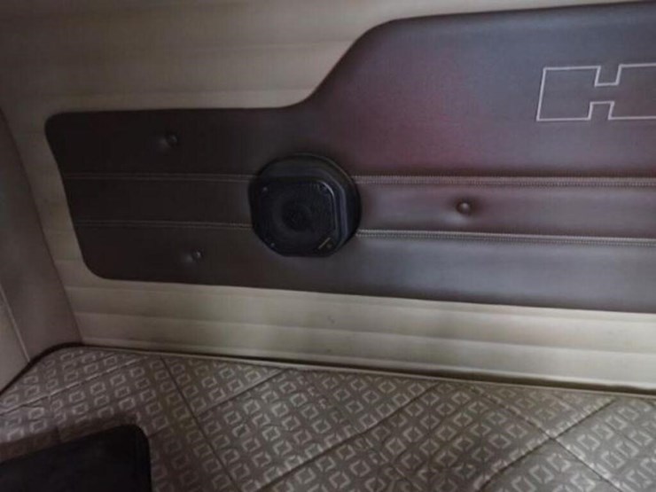 2019-international-hx520-image-28