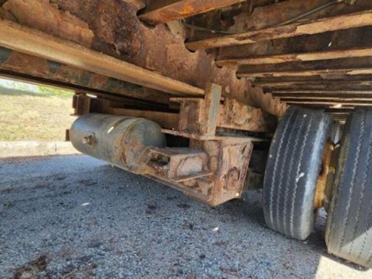 2010-trail-eze-35-ft-tri/a-tilt-&-load-trailer-1da-image-13