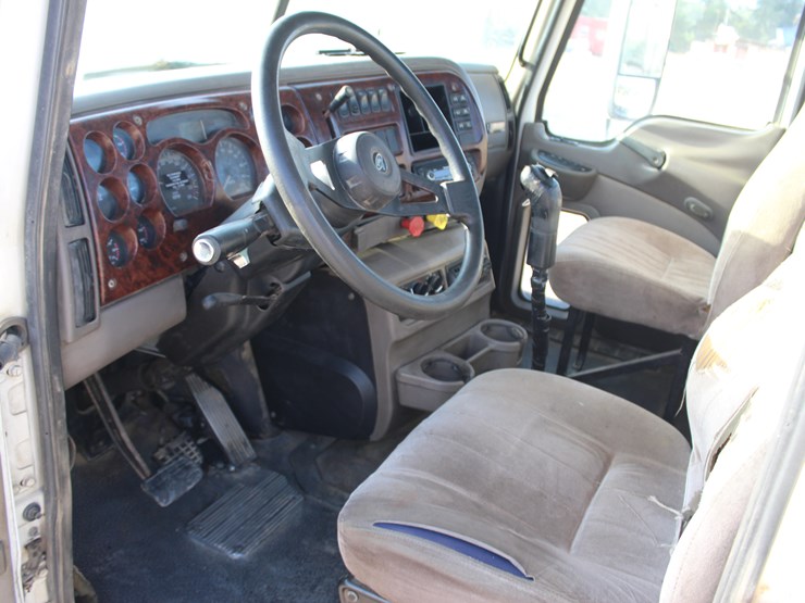 2007-mack-ch613-image-8