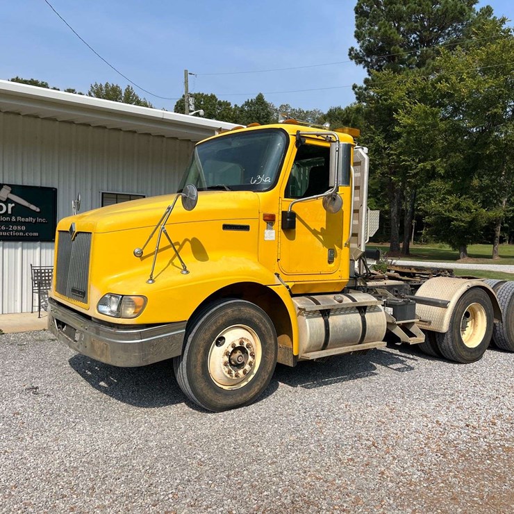 2000 INTERNATIONAL 9200i