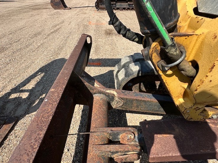 2012-caterpillar-305e-cr-image-22