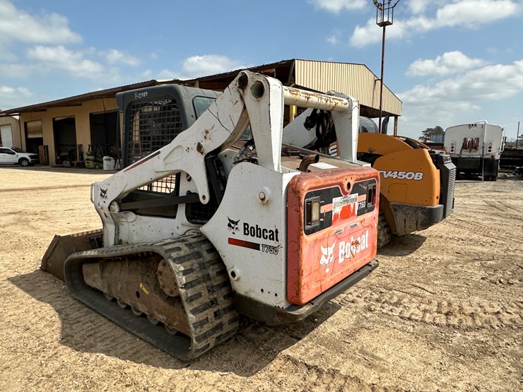 2014-bobcat-t750-image-6