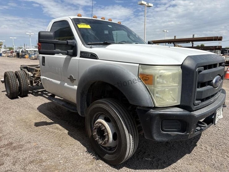 2015-ford-f550-image-4