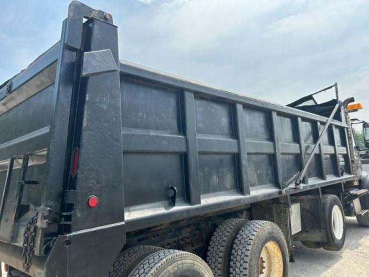 2005-volvo-tri/a-dump-truck-4v5k99gh55n391882-image-106