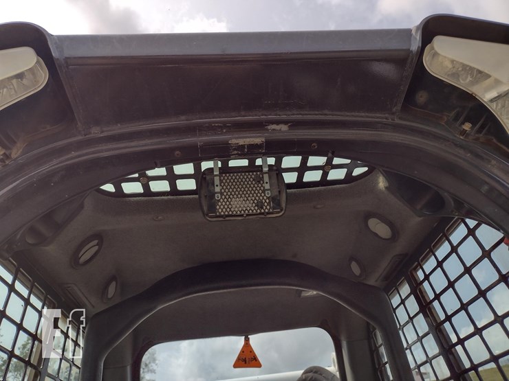2014-bobcat-t590-image-14