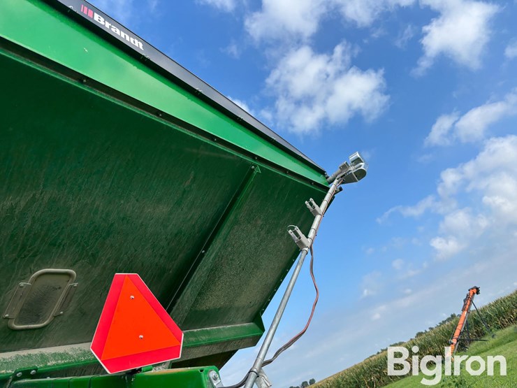 2022-brandt-1520xt-grain-cart-image-18