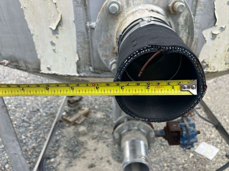 1500-gal.-stainless-steel-chemical-mixing-tank-and-stainless-fittings-image-8