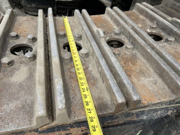2018-caterpillar-548-image-22