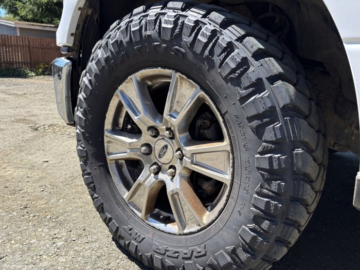 2016-ford-f150-xlt-image-9