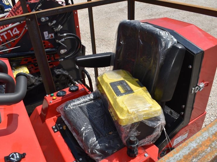 agt-sda0140w-mini-skid-steer-(serial-#-sda140w25l0620283)-(k)-image-6