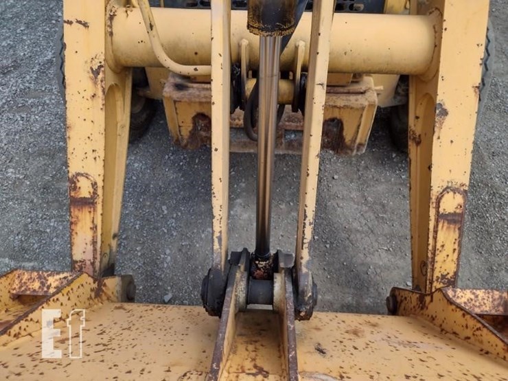 1999-deere-410e-image-18