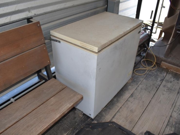 2013-16'-cooling-trailer-w/-generator,-port-a-cool-and-freezer-(vin-#-5vnbu-image-7