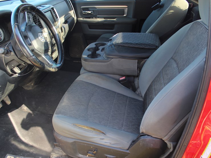 2015-dodge-ram-1500-image-6