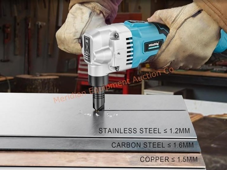 cordless-metal-nibbler-compatible-makita-18v-batt-image-6