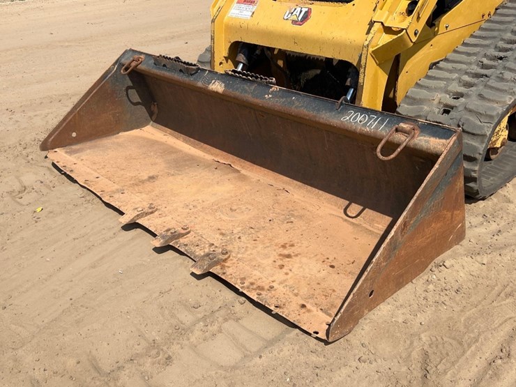 2023-caterpillar-299d3-xe-image-18