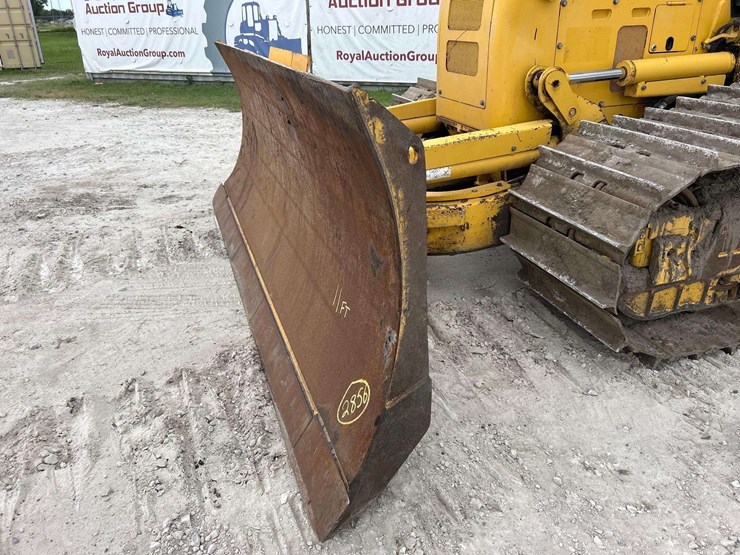 2019-komatsu-d51pxi-24-image-9