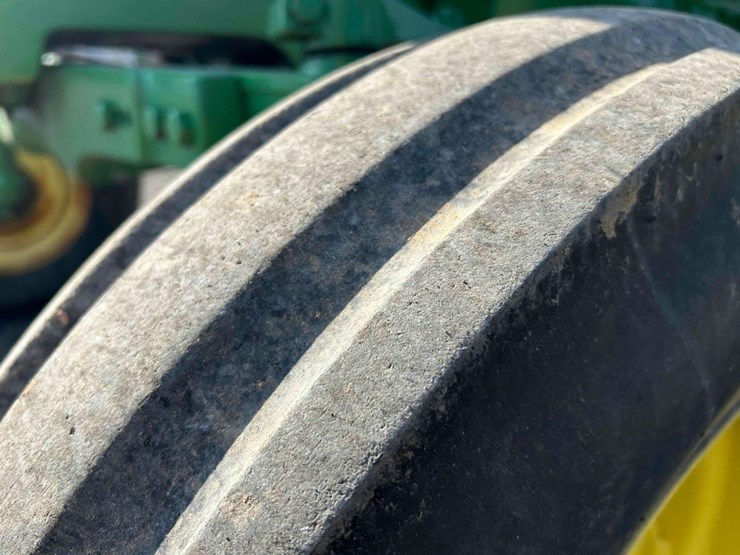 1974-john-deere-2630-image-10