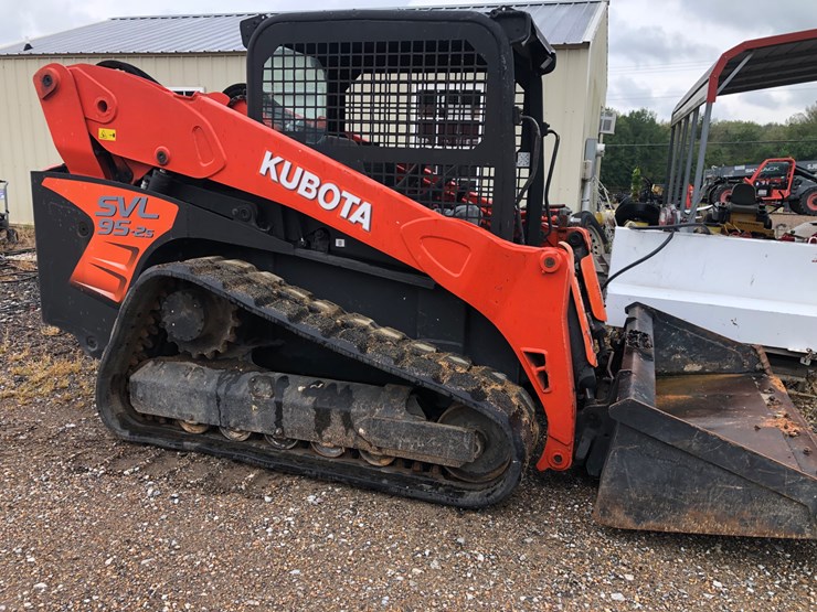 kubota-svl95-2s-image-1