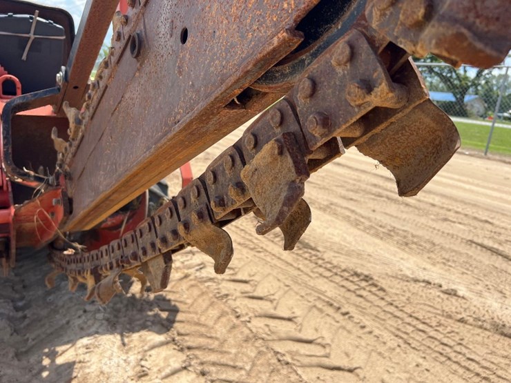 2014-ditch-witch-rt45-image-10