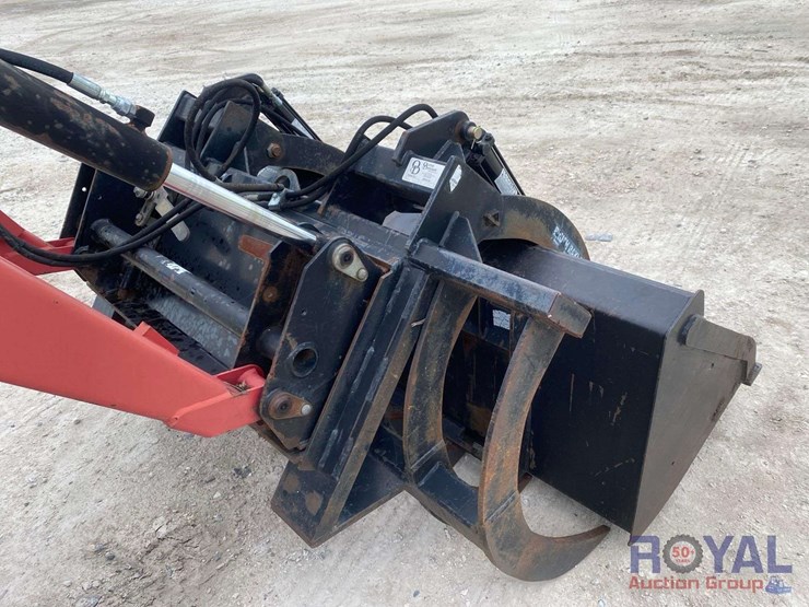 massey-ferguson-583-image-9