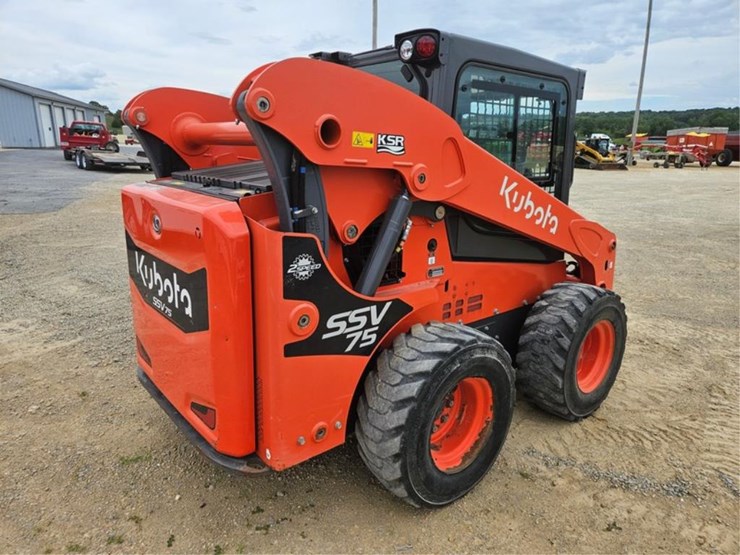 kubota-ssv75-image-5
