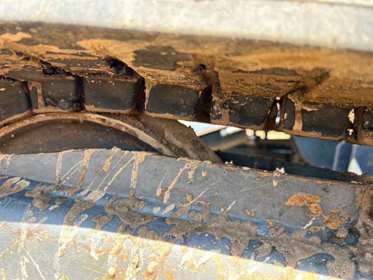 2015-komatsu-pc35-image-12