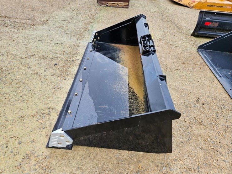 #369-•-72"-material-bucket-image-2