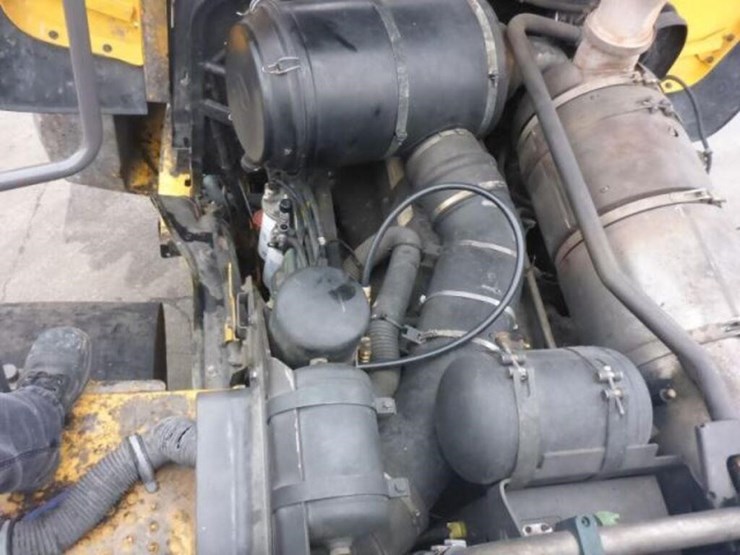 2014-volvo-l180g-image-32