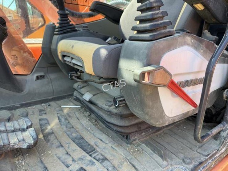 doosan-dx225-lc-3-image-32