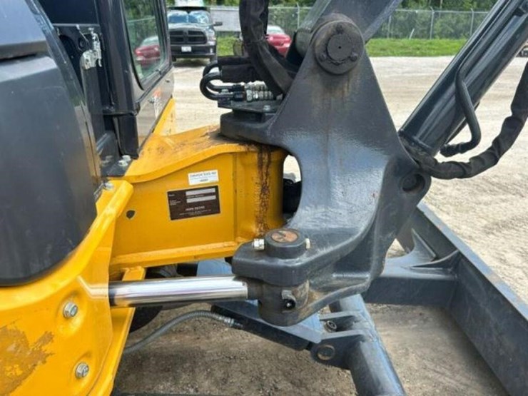 2023-deere-50g-image-28