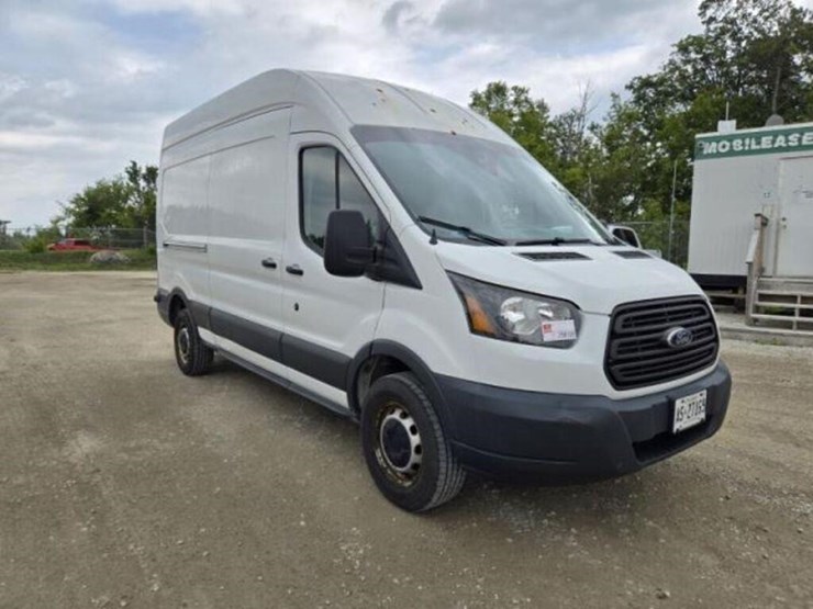 2016-ford-transit-image-3
