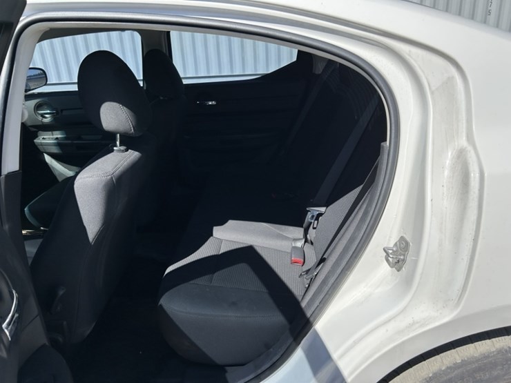 2009-dodge-charger-sedan-image-20